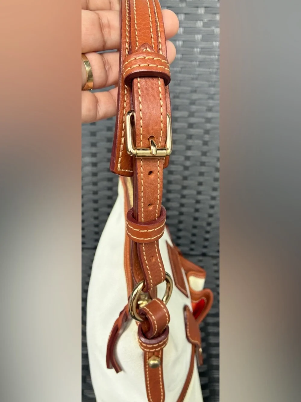 Dooney & Bourke white Shoulder Bag and Brown Leather,Vintage Dooney & Bourke Bag - Picture 9 of 16